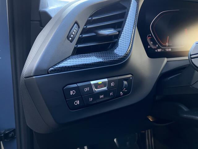 BMW 1-SERIE 118i M Sport Pakket / M Sport Stoelen