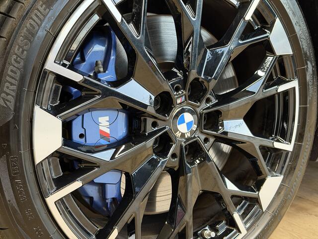 BMW 1-SERIE M135 300pk xDrive | Navi Prof | HUD | HK | 360 | 19" | Led | ACC | Blindspot | 100% Dealer Onderhouden!