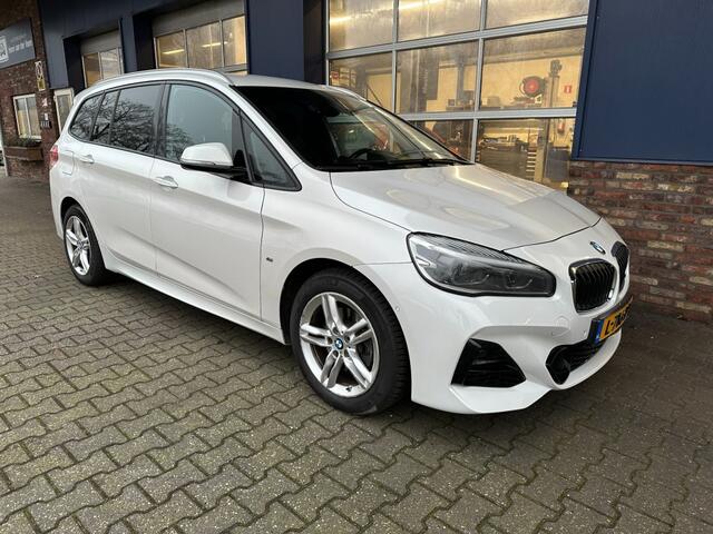 BMW 2-SERIE 218I 7P. HIGH EXEC. 7 PERS. ALL.IN.