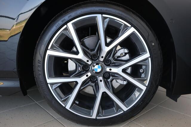 BMW 2-SERIE Gran Coupé 218i | Model M Sport | Comfort Pack | Travel Pack