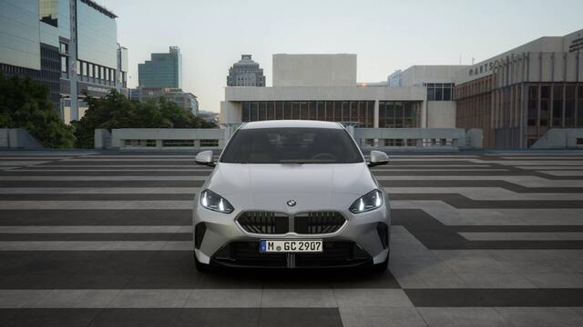 BMW 2-SERIE Gran Coupé 220 M Sport Automaat / Sportstoelen / Adaptieve LED / M Adaptief onderstel / Comfort Access / Parking Assistant / Stoelverwarming