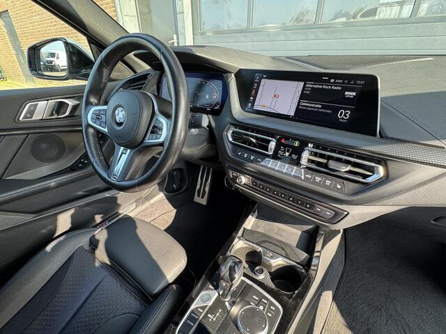 BMW 2-SERIE GRAN COUPÉ 220I HIGH EXECUTIVE I M-SPORT I DEALER ONDERHOUDEN I APPLE CARPLAY I STOEL/STUURVERWARMING