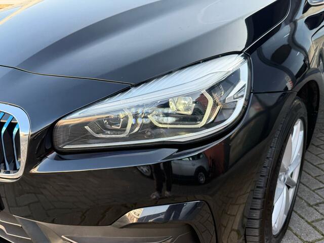 BMW 2-SERIE Active Tourer 225xe iPerformance Executive Trekhaak Clima Navigatie