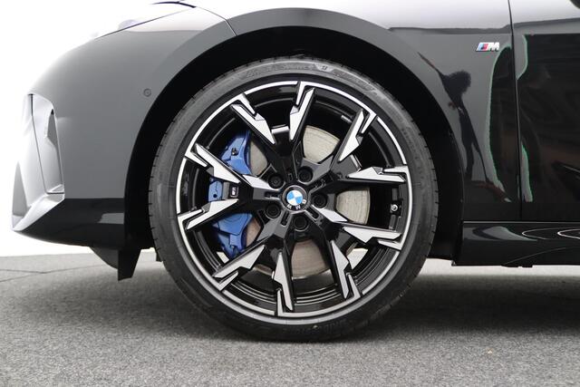 BMW 2-SERIE Gran Coupé 220 M Sport Design Edition | Premium Pack | Comfort Access | Driving Assistant | Parking Assistant | Harman Kardon | 19''