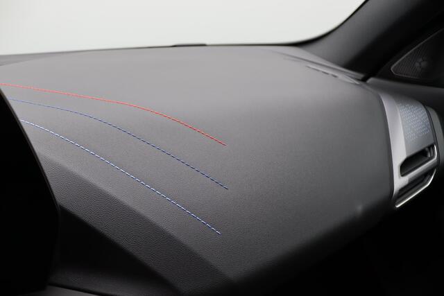 BMW 2-SERIE Gran Coupé 220 M Sport Design Edition | Premium Pack | Comfort Access | Driving Assistant | Parking Assistant | Harman Kardon | 19''