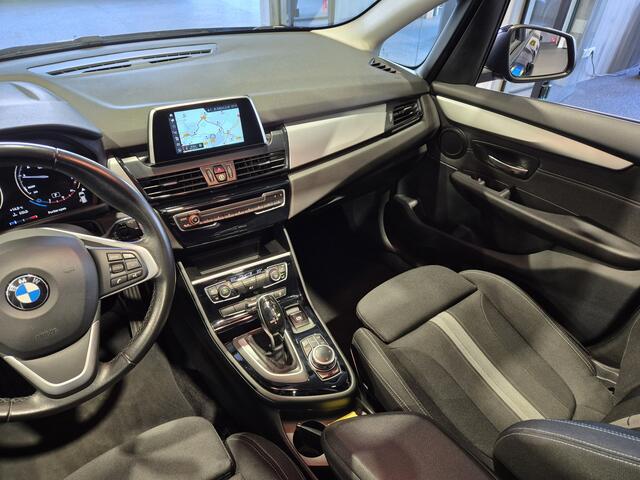 BMW 2-SERIE Active Tourer 218i Corporate Lease Executive Panorama | Navi | Trekhaak | LED