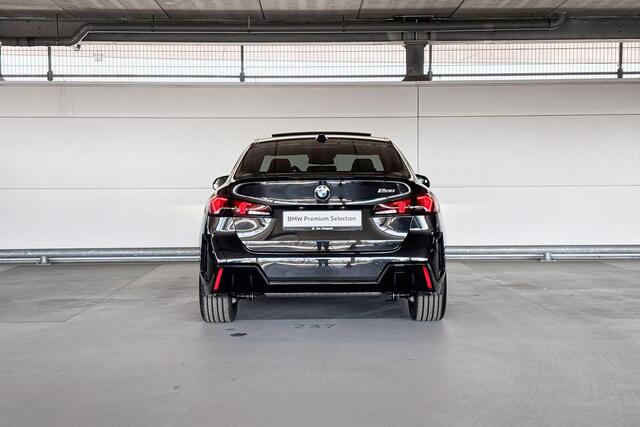 BMW 2-SERIE Gran Coupé 220 | M Sportpakket Pro | Glazen panoramadak