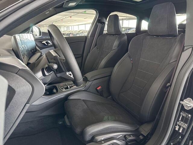 BMW 2-SERIE Gran Coupé 220 | M Sportpakket Pro | Glazen panoramadak
