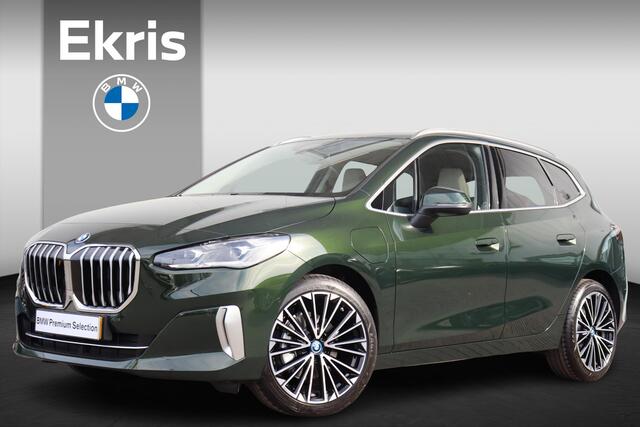 BMW 2-SERIE Active Tourer 225e xDrive Premium Pack/ Comfort Pack/ Travel Pack/ Panoramadak/ Verwarmd Stuurwiel/ Comfort Acces/ Elektrische Trekhaak/