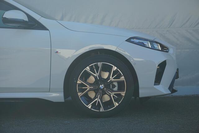 BMW 2-SERIE Gran Coupé 220 M Sport / Premium Pack