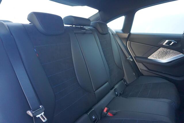 BMW 2-SERIE Gran Coupé 220 M Sport / Premium Pack