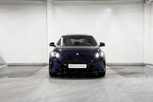 BMW 2-SERIE Gran Coupé 220 | M-Sport Pro | Premium Pack | Driving Assistant Plus | Harman/Kardon | Panoramadak | Comfort Access