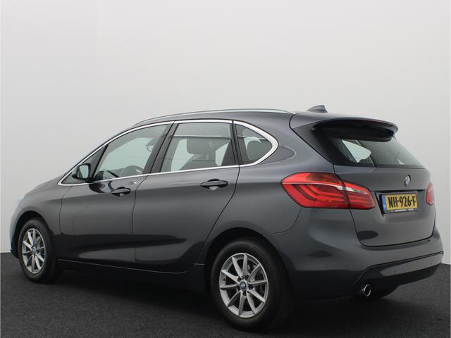 BMW 2-SERIE Active Tourer 216i Centennial High Executive TREKHAAK / STOELVERW / NAVI / CLIMA / PDC / FULL LED / NL-AUTO
