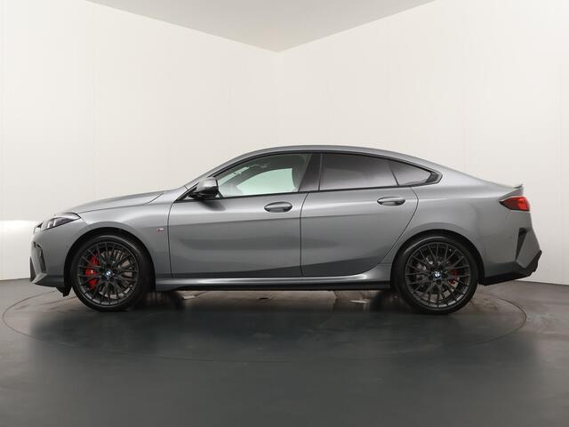 BMW 2-SERIE Gran Coupé 223 xDrive | M-Sport | Comfort Access | Harman Kardon | Adaptive Cruise | Stoelverwarming |
