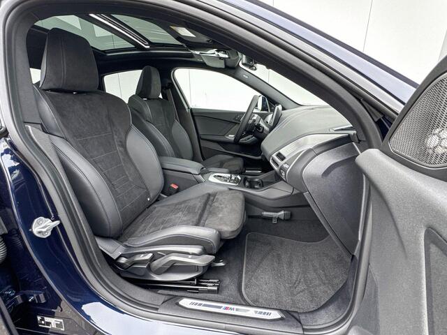 BMW 2-SERIE Gran Coupé 220 M-Sport / 19 inch / Driving Assistant / Camera / Harman Kardon Audio