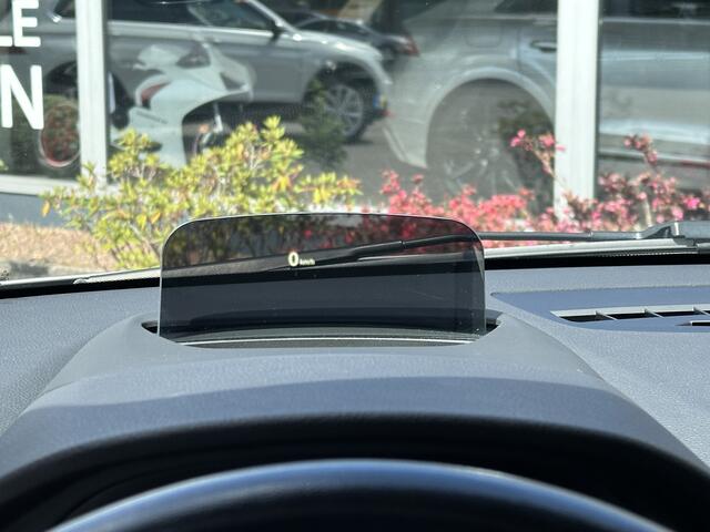 BMW 2-SERIE Active Tourer 218i Business Edition | Navi Prof. | HUD | LED | Cruise