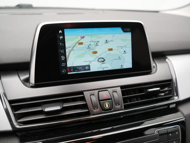 BMW 2-SERIE Active Tourer 225xe iPerformance Executive Plug In Hybrid 225pk PHEV | Navi Full Map | Stoelverwarming | 17"L.M | Climate Control | El. Achterklep | Cruise Control |