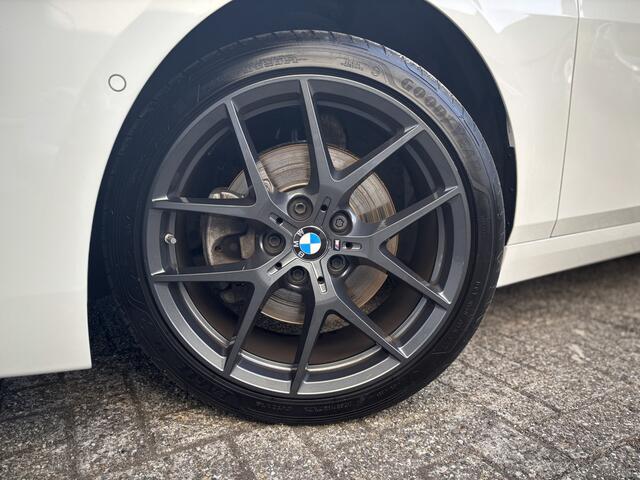 BMW 2-SERIE Gran Coupé 218i Executive | 18 inch BMW M Sport Velgen | LED |