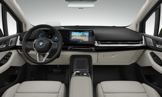BMW 2-SERIE Active Tourer 225e xDrive | Luxury Line | Innovation Pack | Comfort Pack | Travel Pack