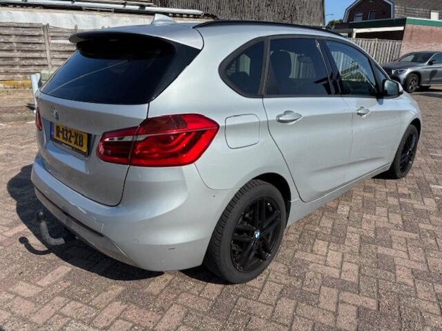 BMW 2-SERIE 218I CENT.HIGH EX.