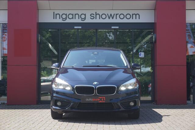BMW 2-SERIE Active Tourer 216i | Origineel NL | PDC | Airco | Cruise Control |