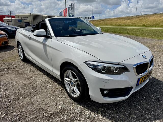 BMW 2-SERIE Cabrio 220i Executive