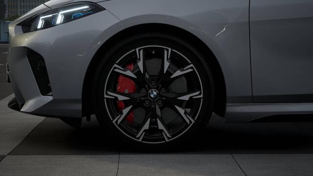 BMW 2-SERIE Gran Coupé 220 M Sport Automaat / Sportstoelen / Achteruitrijcamera / Adaptieve LED / M Adaptief onderstel / Comfort Access / Stuurverwarming