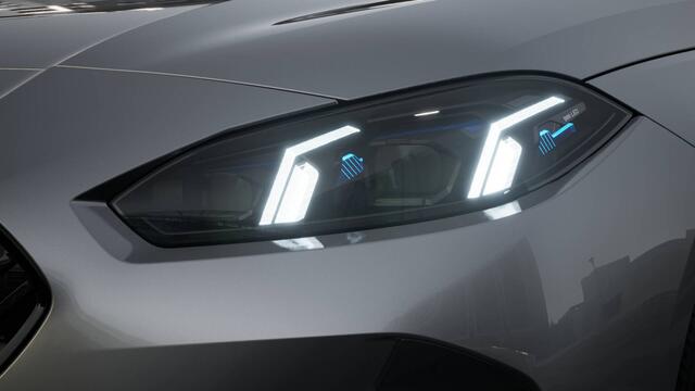 BMW 2-SERIE Gran Coupé 220 M Sport Automaat / Sportstoelen / Achteruitrijcamera / Adaptieve LED / M Adaptief onderstel / Comfort Access / Parking Assistant / Stoelverwarming