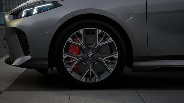 BMW 2-SERIE Gran Coupé 220 M Sport Automaat / Sportstoelen / Achteruitrijcamera / Adaptieve LED / M Adaptief onderstel / Comfort Access / Parking Assistant / Stoelverwarming