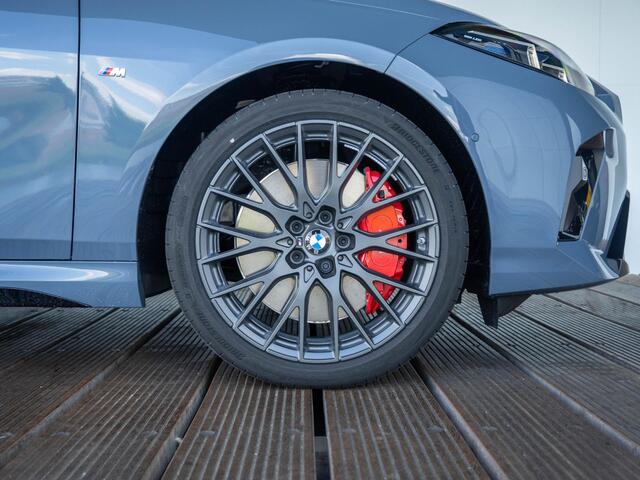 BMW 2-SERIE Gran Coupé Gran Coupé 220 | M Sportpakket | M Sportpakket Pro | Equipment Pack
