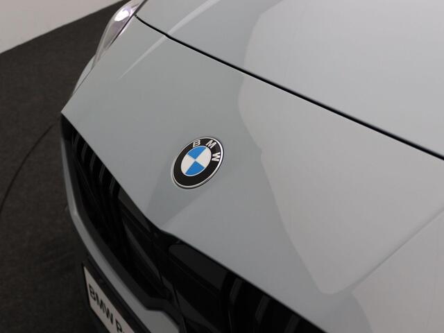 BMW 2-SERIE Gran Coupé 220 M Sportpakket Pro | Premium Pack | Stuurwielrand Verwarmd | Comfort Access | Driving Assistant | Harman Kardon | 18''