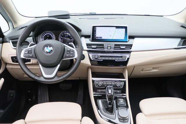 BMW 2-SERIE Active Tourer 220i High Executive