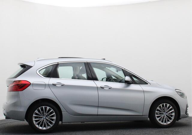BMW 2-SERIE Active Tourer 220i High Executive