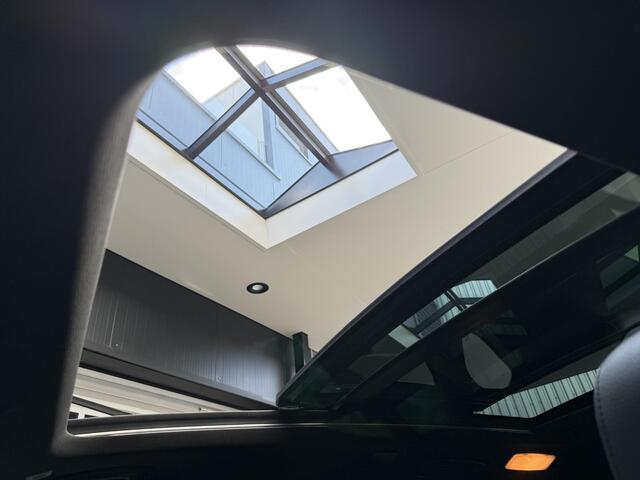 BMW 2-SERIE Active Tourer 225xe Centennial High Executive M pakket panorama!