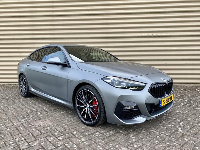 BMW 2-SERIE Gran Coupé 220i | Pano,M-pakket,Sportstoelen |