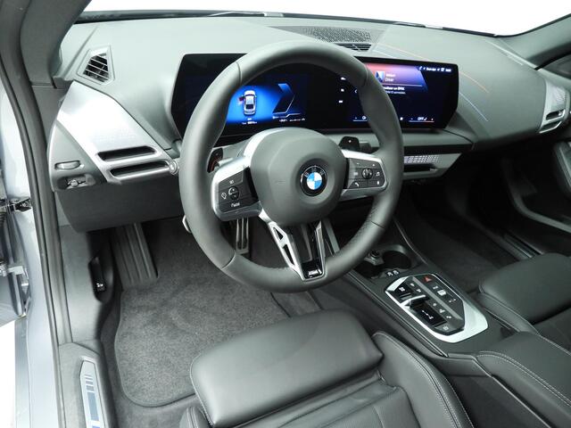 BMW 2-SERIE Gran Coupé 220 M-Sportpakket / Driving assistant / Getint glas / Key-less / Park assist / Alu wielen 19 inch