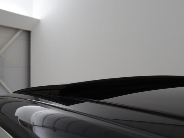 BMW 2-SERIE Active Tourer 225xe iPerformance Luxury Line | Panoramadak | Leder | Head-Up | Camera | Keyless | Navigatie | Park Assist | Adaptief LED