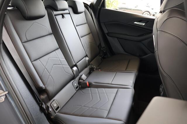 BMW 2-SERIE Active Tourer 218i M-Sportpakket | Premium Pack | Elektrische Trekhaak