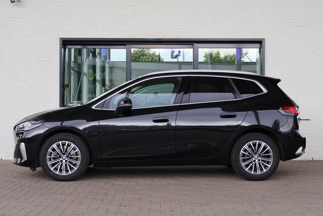BMW 2-SERIE Active Tourer 223i Premium Pack | Luxury Line | Voorstoelen Verwarmd