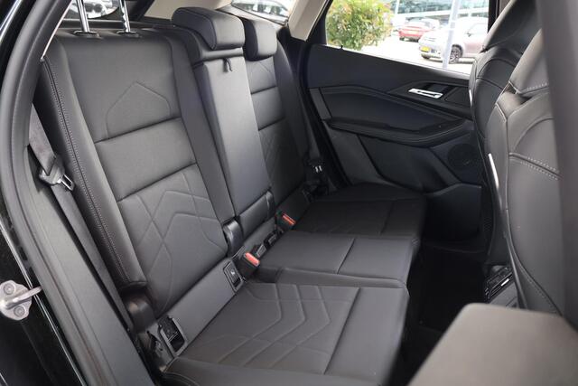 BMW 2-SERIE Active Tourer 223i Premium Pack | Luxury Line | Voorstoelen Verwarmd