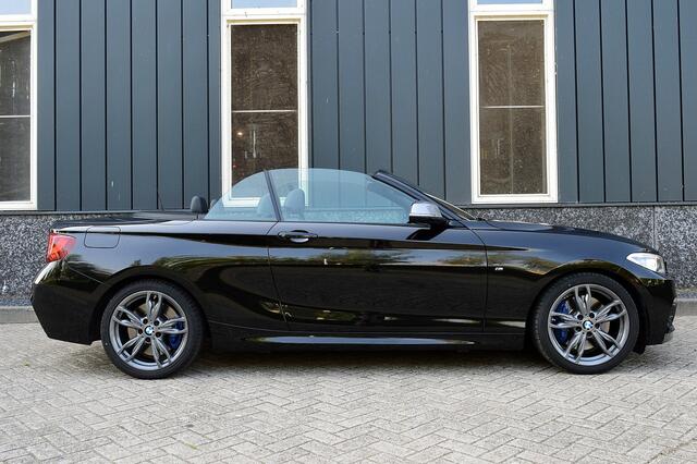 BMW 2-SERIE Cabrio M240i xDrive High Executive Rijklaarprijs-Garantie Navigatie Led Leder Camera 1e Eigenaar