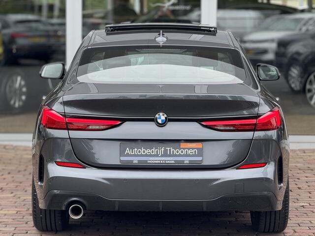 BMW 2-SERIE Gran Coupé 218i High Executive | Pano | Keyless | Leer