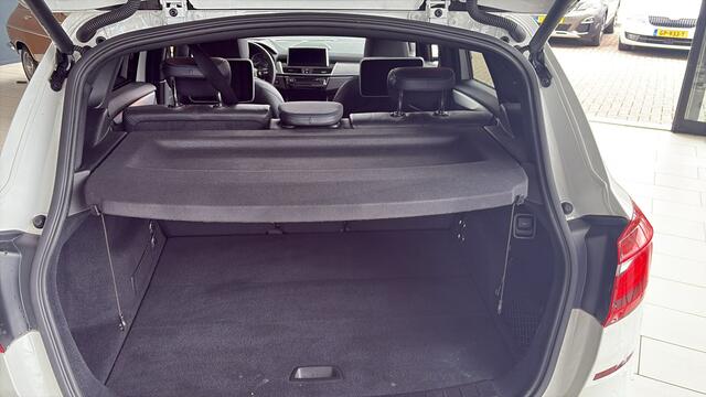 BMW 2-SERIE Active Tourer 218d High Executive M-sport AUTOMAAT | NIEUW BINNEN!