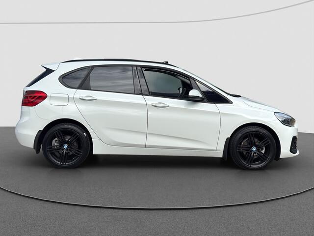 BMW 2-SERIE Active Tourer 218i High Executive | Pano | Automaat