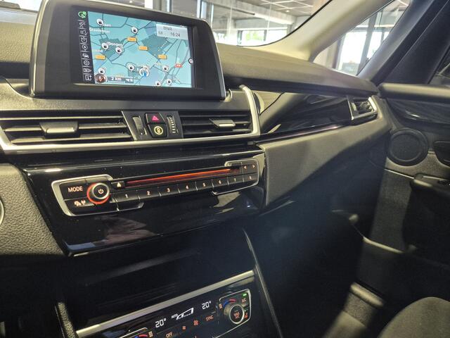 BMW 2-SERIE Active Tourer 225xe iPerformance Centennial Executive Navi | Clima | LED | El. klep
