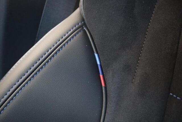 BMW 2-SERIE Active Tourer 220i M-sportpakket | Premium Pack | Travel Pack | Elektr. Trekhaak