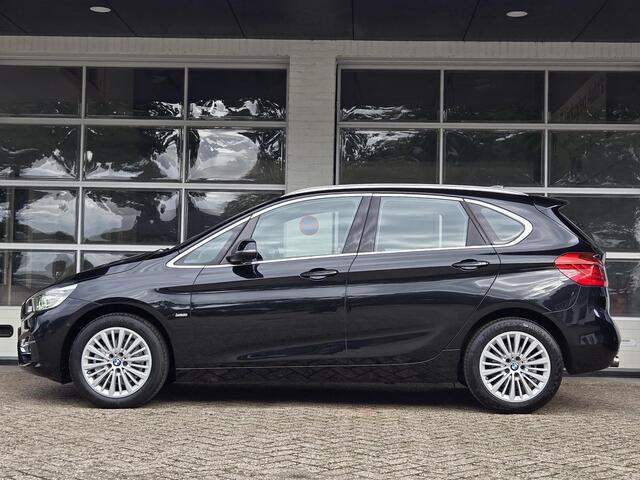 BMW 2-SERIE Active Tourer 218i High Executive | LUXURY LINE | LEDER | SPORTSTOELEN | HEAD UP |