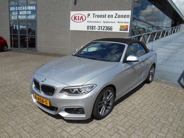 BMW 2-SERIE Cabrio 220I AUTOMAAT M-pakket NL auto/Navigatie/Lederen bekleding/Stoelverwarming/Led dagrijverlichting