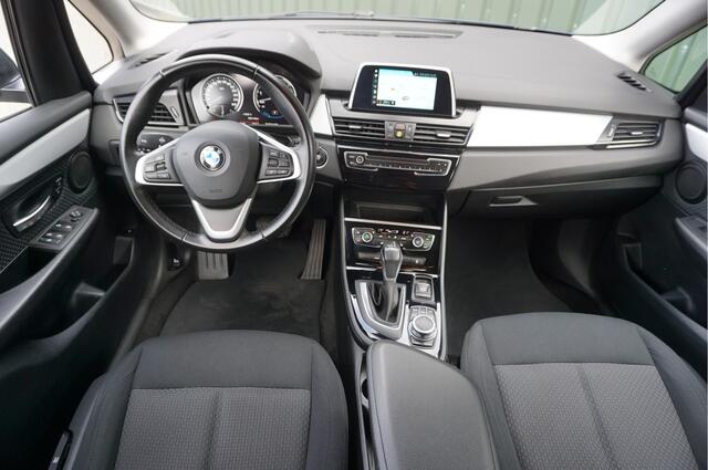 BMW 2-SERIE Active Tourer 225xe iPerformance PHEV - Plugin Hybrid + Navi/ Trekhaak/ Cruise/ Garantie!