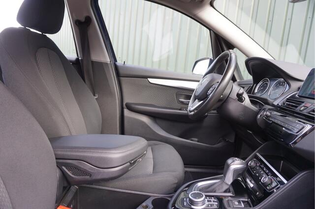 BMW 2-SERIE Active Tourer 225xe iPerformance PHEV - Plugin Hybrid + Navi/ Trekhaak/ Cruise/ Garantie!